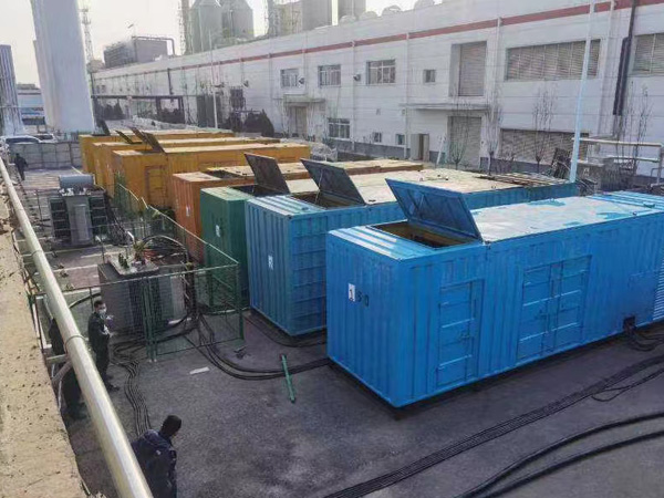 临潭380V和690V电压的电缆线相同吗?