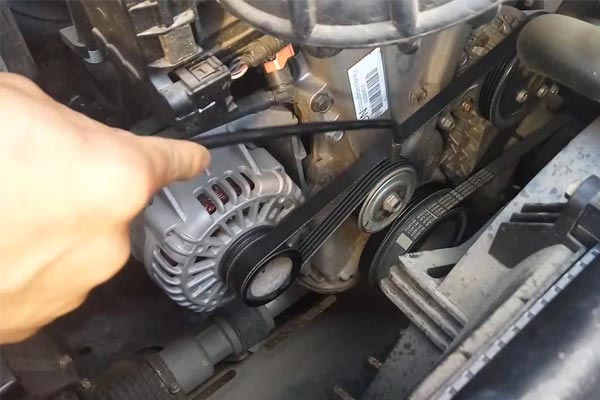 临潭转速传感器的工作原理是什么？