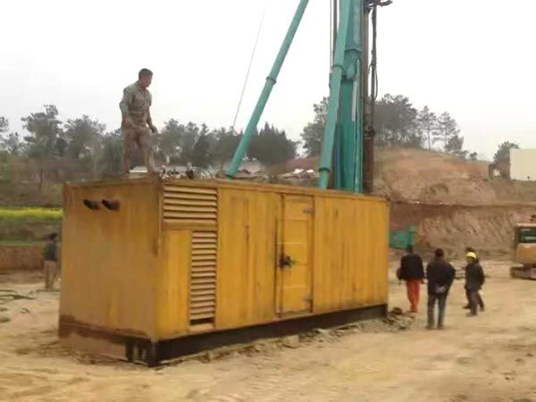 临潭如何判断水冷式机油散热器密封件是否需要更换？